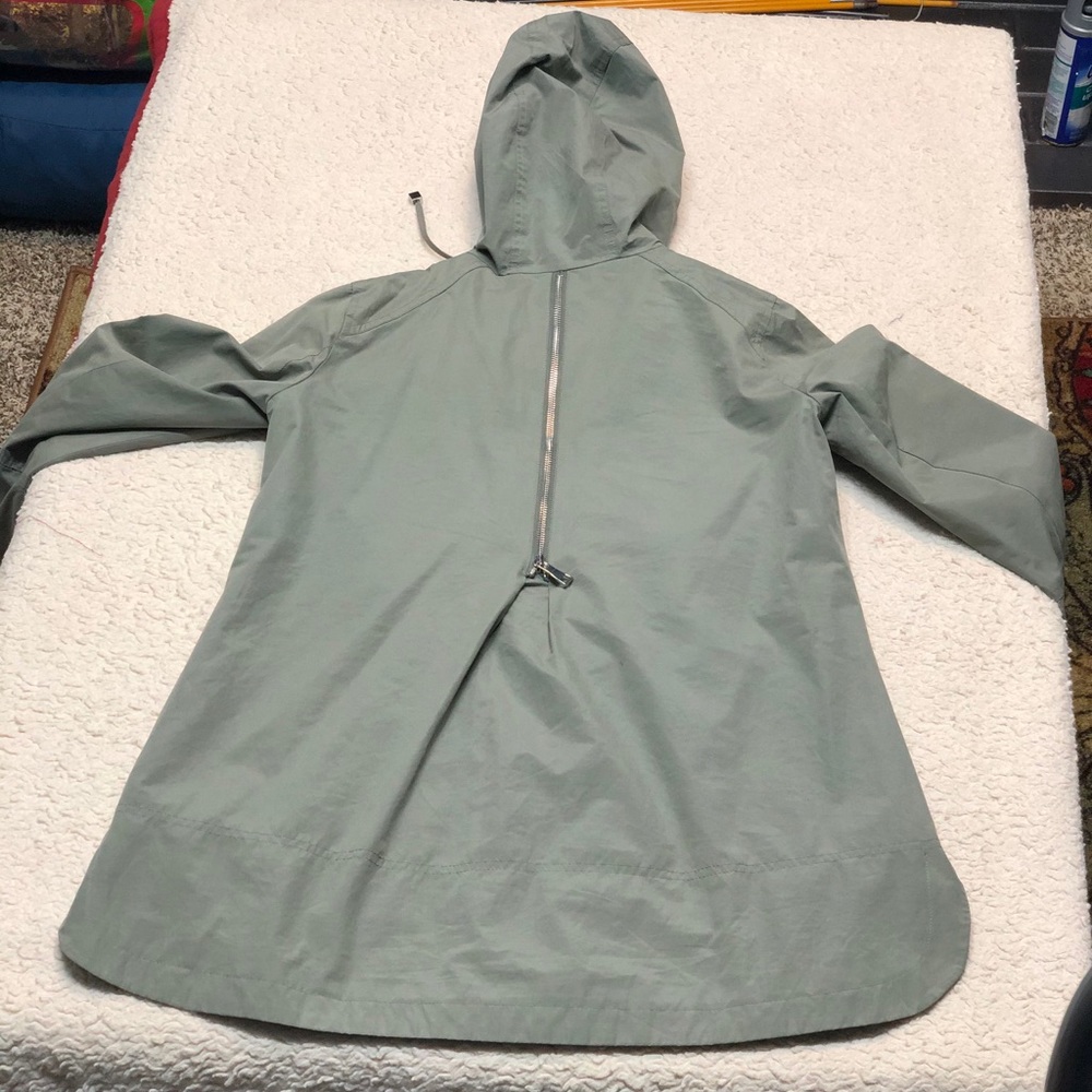 Lightweight Raincoat - image 3